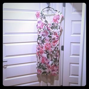 Floral v-neck dress