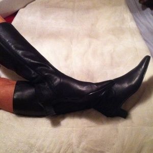 🆕✨Karen Scott leather boots. New!