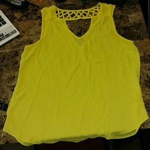 Yellow shirt!!!!!!