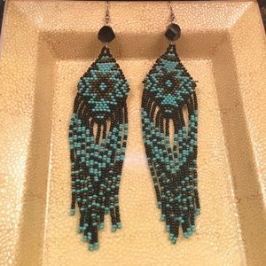 Turquoise beaded cool tassel earring!🦋🦋🦋