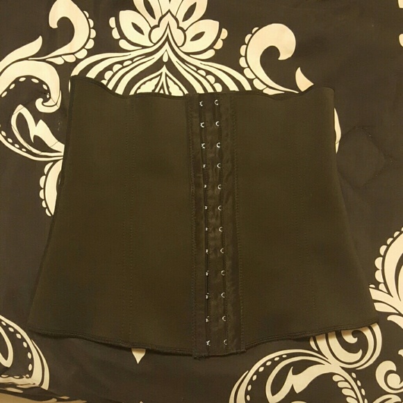 Waist trainer black size small w boning two rows
