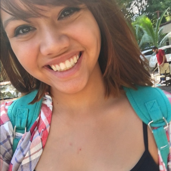 Meet your Posher, Alexzandria