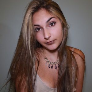 Meet your Posher, Jenna