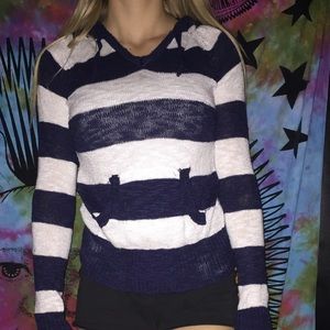 Stripped hooded shirt