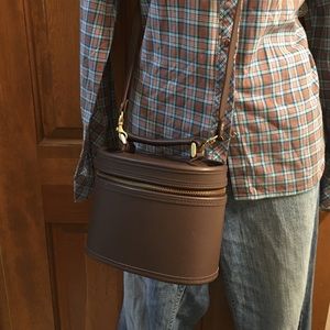 Cross Body Bucket