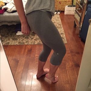 Lululemon Ebb & Flow Crop