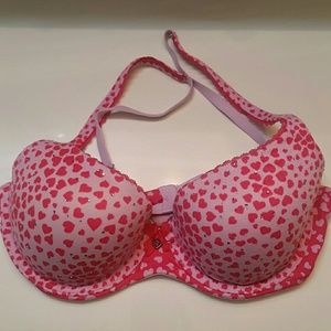 32D valentine's day bra VS