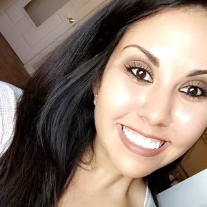 Meet your Posher, Marisa