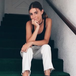 Meet your Posher, Danielle