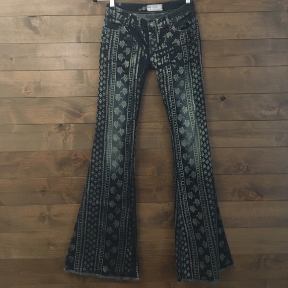 Free People Blue Jeans Size 24