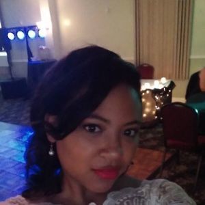 Meet your Posher, Janelle