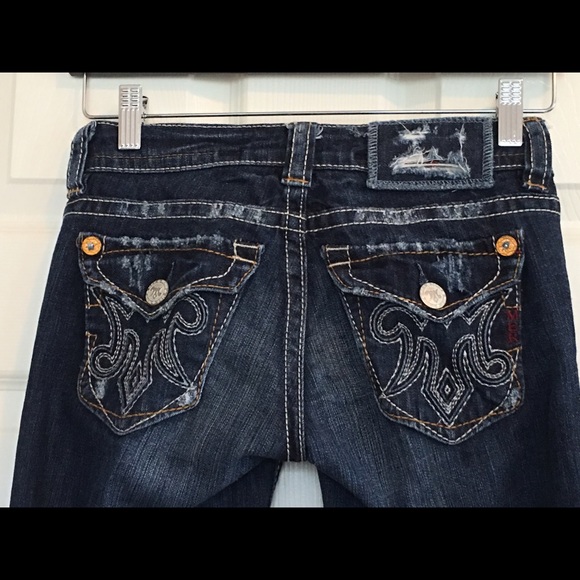 Woman's bootcut jeans - Picture 2 of 3