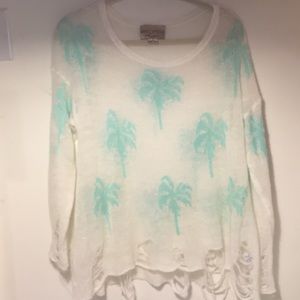 Wildfox pull over sweater