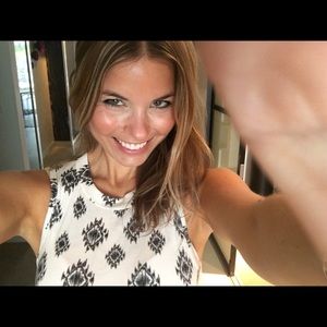 Meet your Posher, Sandi