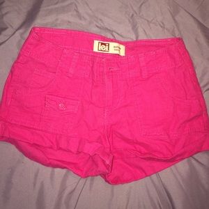 pink shorts
