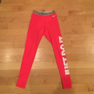 Hot pink nike leggings
