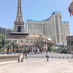 Meet your Posher, Minh