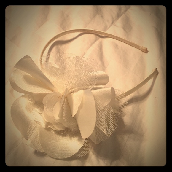 White flower headband