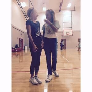 Meet your Posher, Joeli