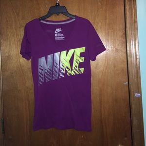 Nike tee