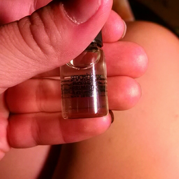 Smashbox photo finish primer oil