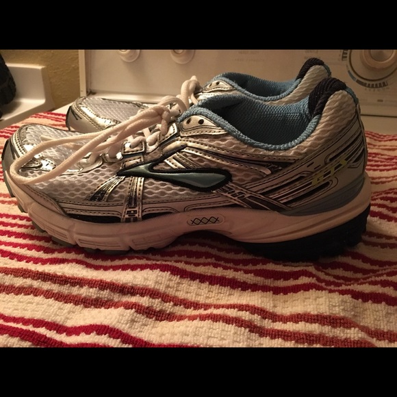 Brooks adrenaline gts 11 brown clearance