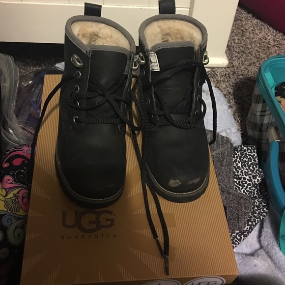 UGG Other - Boys ugg boots