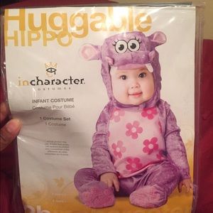 Huggable Hippo baby costume 6-12mo