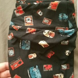 Lularoe os. Old skool tvs and radios