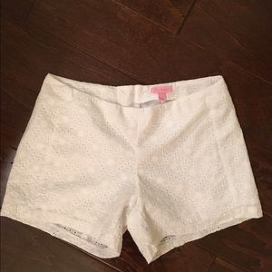 Lilly Pulitzer- white shorts 4 eyelet - perfect