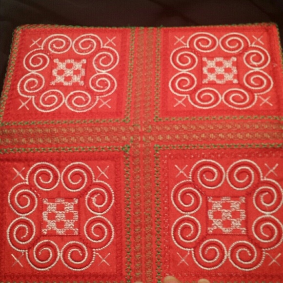 ๐2/$15 Beautiful wallet/ clutch - Picture 4 of 4