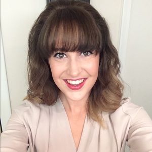 Meet your Posher, Olivia