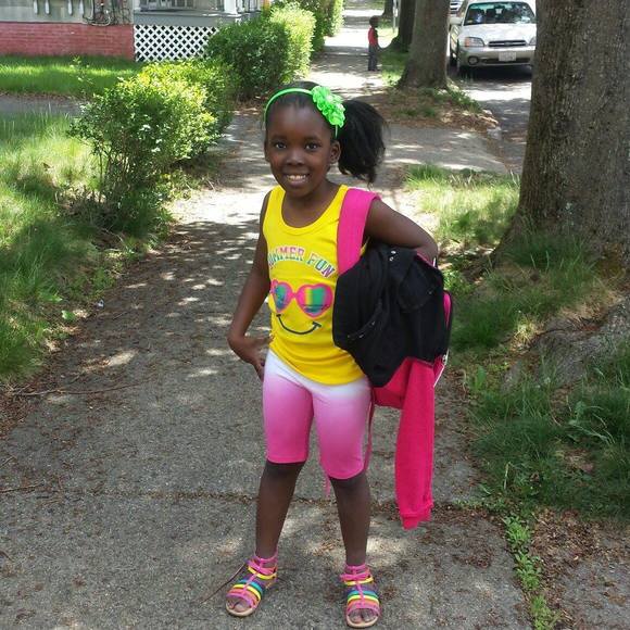 Meet your Posher, Esther