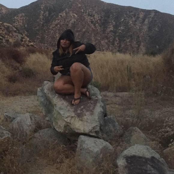 Meet your Posher, Michelle - Picture 1 of 1