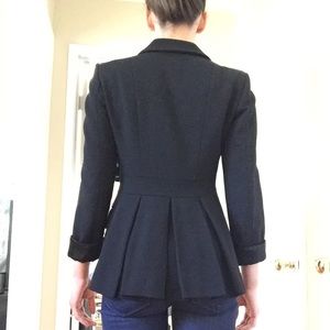 🎉1H FLASH SALE🎉Blazer W/ Feminine Detail