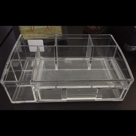 acrylic makeup holder