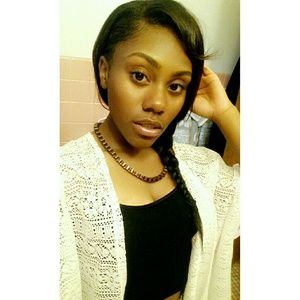 Meet your Posher, Ashia