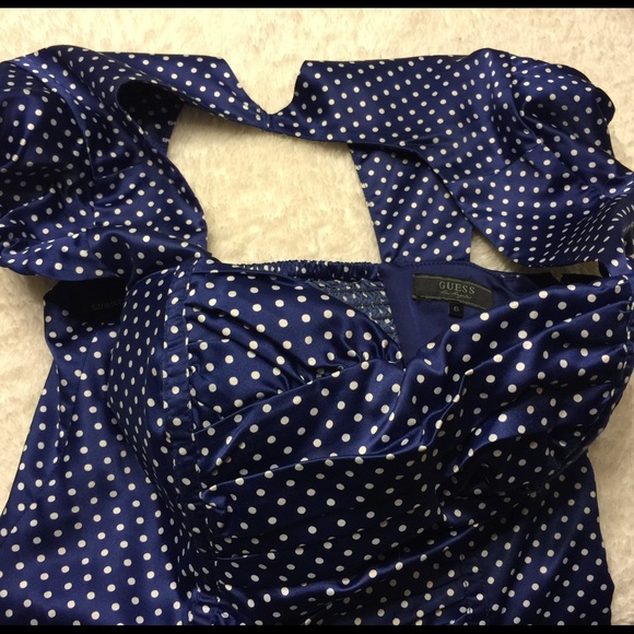 GUESS DRESS - Picture 3 of 4