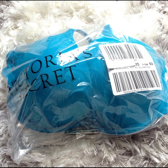 Victoria's Secret bombshell bikini swim Top - Picture 4 of 7