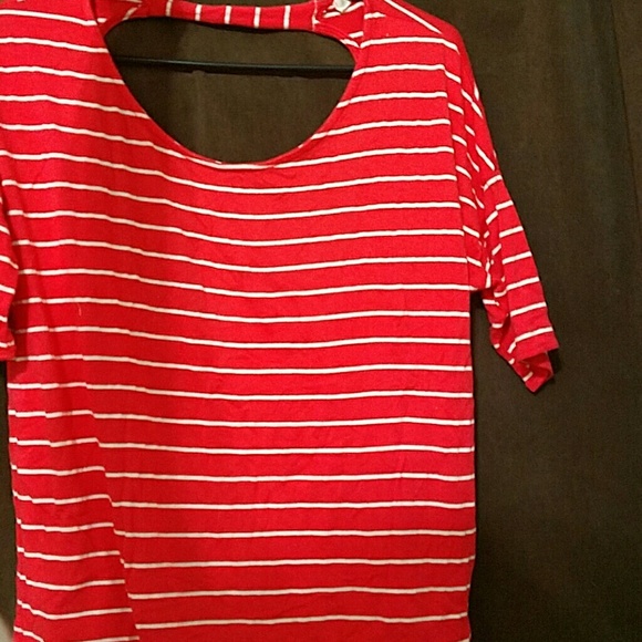 Striped top - Picture 2 of 3