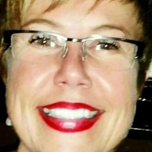 Meet your Posher, Sharyl