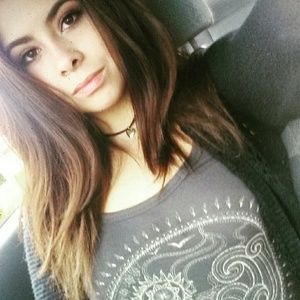 Meet your Posher, Kateline