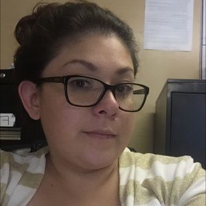 Meet your Posher, Monika