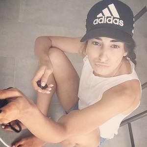 Meet your Posher, Moran