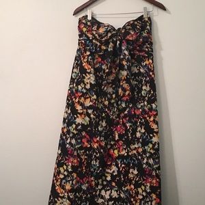 Gorgeous full-length maxi. Black/floral print