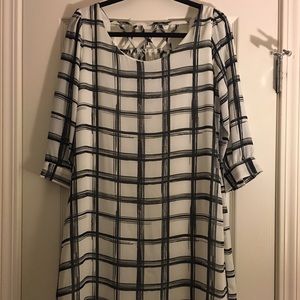 Flowing black & white dress