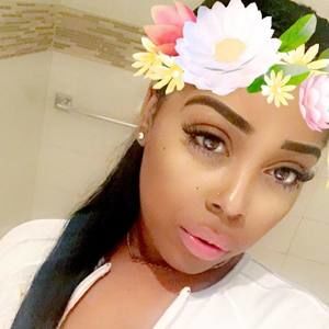 Meet your Posher, Jonie