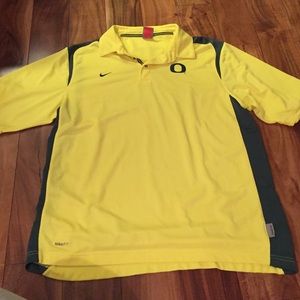 Medium men's Oregon Duck polo.