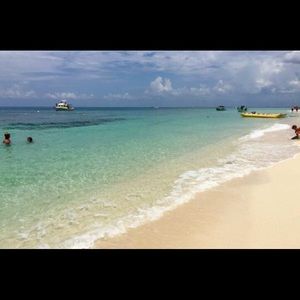 Meet your Posher, Vicky