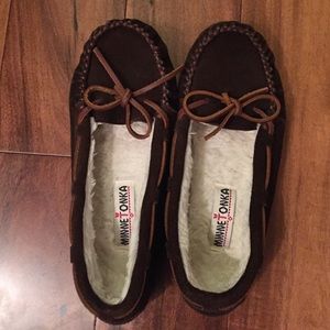 Minnetonka Moccasins size 8